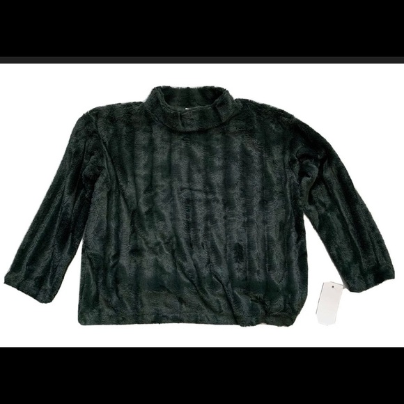 Ady P Sweaters - Ady P NWT Women Sweater Faux Fur Ribbed Evergreen